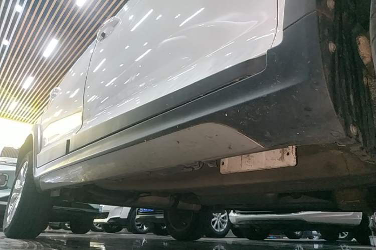 Used Chery Tiggo 3X 2020 Quality Edition 1.5L CVT Luxury Version Right Side Sill
