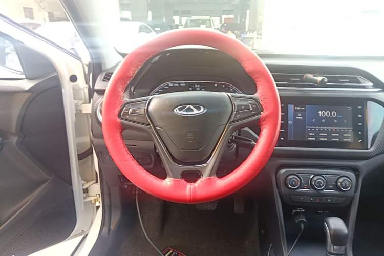 Used Chery Tiggo 3X 2020 Quality Edition 1.5L CVT Luxury Version Steering Wheel