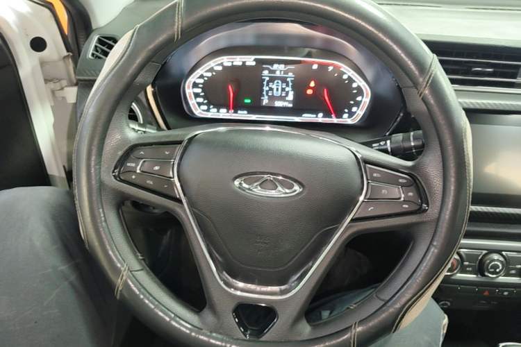 Used Chery Tiggo 3X 2020 Quality Edition 1.5L CVT Luxury Version Steering Wheel