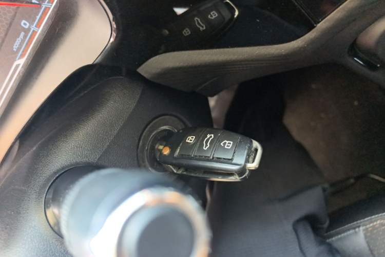 Used Chery Tiggo 3X 2020 Quality Edition 1.5L CVT Luxury Version Vehicle Key