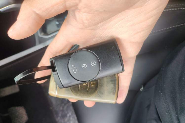 Used Chery Tiggo 3X 2020 Quality Edition 1.5L CVT Luxury Version Vehicle Key