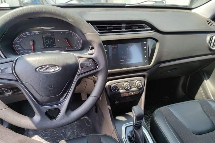 Used Chery Tiggo 3X 2020 Quality Edition 1.5L CVT Luxury Version Audio And AC Panel