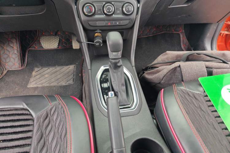 Used Chery Tiggo 3X 2020 Quality Edition 1.5L CVT Luxury Version Gear Lever