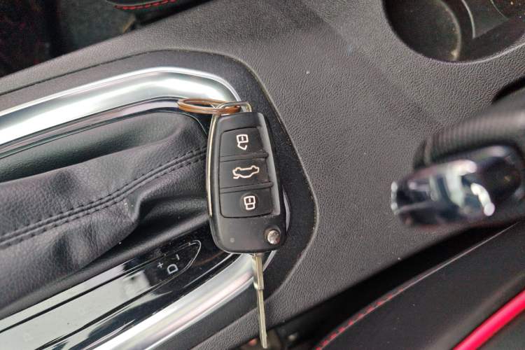 Used Chery Tiggo 3X 2020 Quality Edition 1.5L CVT Luxury Version Vehicle Key