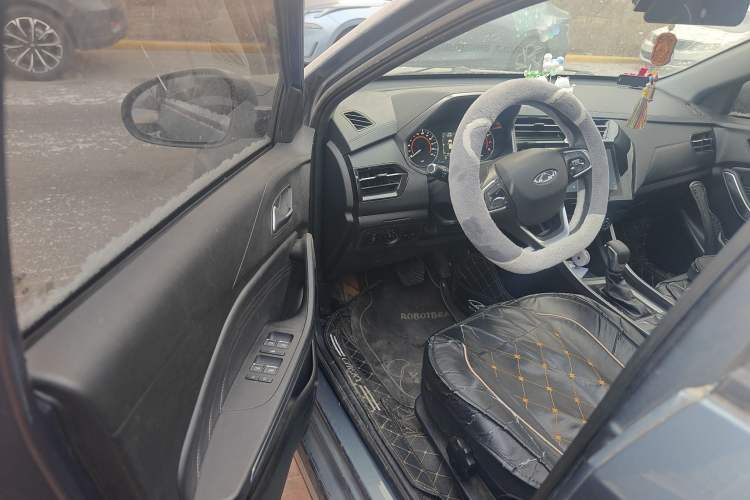 Used Chery Tiggo 3X 2021 PLUS 1.5L CVT Zhenxing Songzi Edition Driver Seat