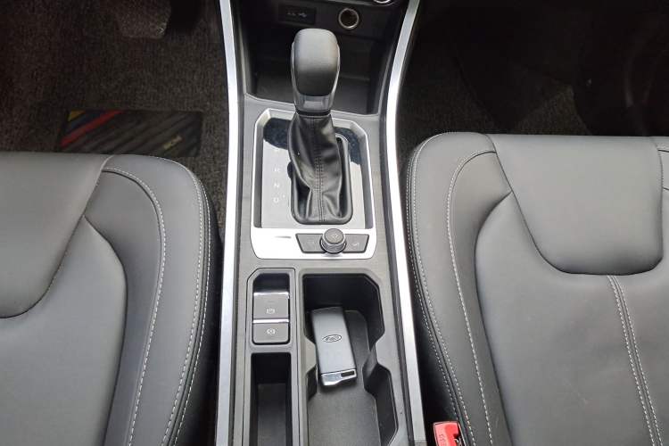 Used Chery Tiggo 3X 2021 PLUS 1.5L CVT Zhenxing Songzi Edition Gear Lever