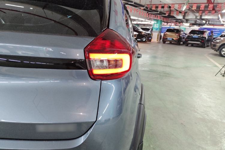 Used Chery Tiggo 3X 2021 PLUS 1.5L CVT Thrilling Red Date Edition Exterior 3