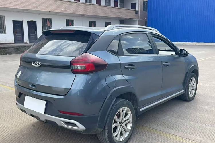 Used Chery Tiggo 3X 2021 Revised Diamond Edition 1.5L Manual 2 Carat Exterior 5
