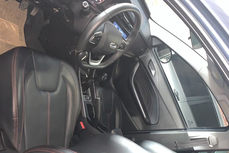 Used Chery Tiggo 3X 2021 Revised Diamond Edition 1.5L Manual 2 Carat Left Front Seat