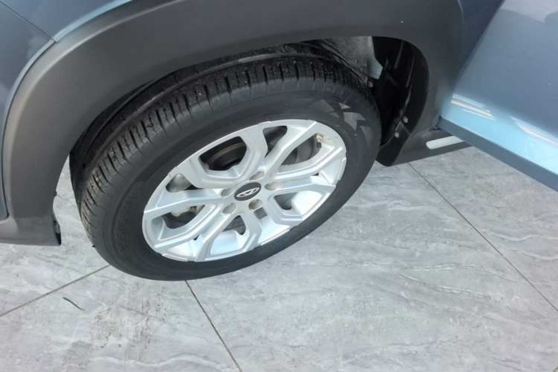 Used Chery Tiggo 3X 2021 PLUS 1.5L CVT Thrilling Red Date Edition Left Front Wheel Hub