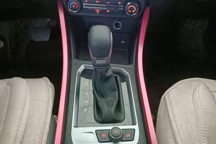 Used Chery Tiggo 3X 2021 Diamond Edition 1.5L CVT Queen Version Gear Lever
