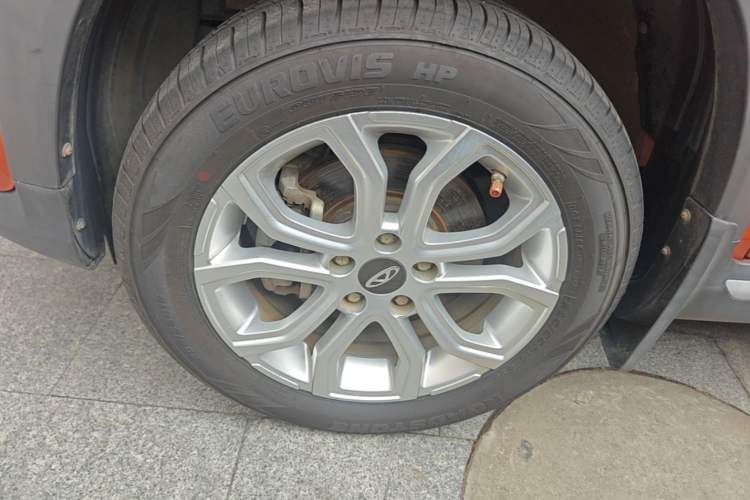 Used Chery Tiggo 3X 2021 PLUS 1.5L CVT Thrilling Red Date Edition Left Front Wheel Hub
