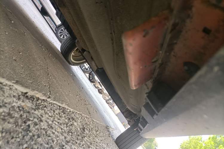 Used Chery Tiggo 3X 2021 PLUS 1.5L CVT Thrilling Red Date Edition Left Side Sill