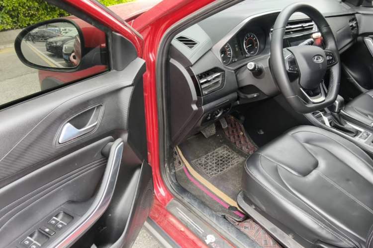 Used Chery Tiggo 3X 2021 PLUS 1.5L CVT "Painkai Red Date" Edition II Driver Seat