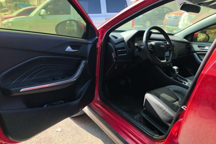 Used Chery Tiggo 3X 2021 Facelifted PLUS 1.5L CVT "Pukua" Red Jujube Edition Type I Driver Seat
