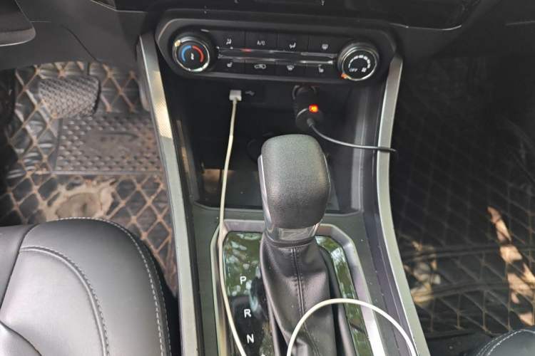 Used Chery Tiggo 3X 2021 Facelift PLUS 1.5L CVT Zhenxing Pine Nut Edition Gear Lever