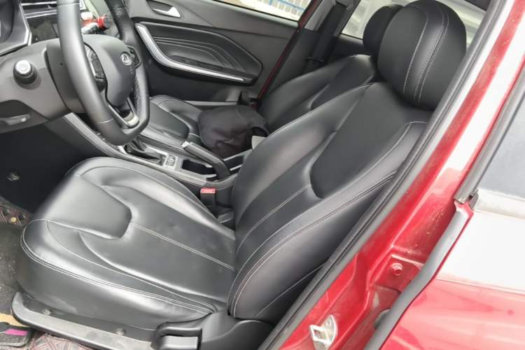 Used Chery Tiggo 3X 2021 PLUS 1.5L CVT "Painkai Red Date" Edition II Left Front Seat