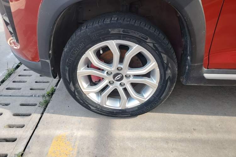 Used Chery Tiggo 3X 2021 Diamond Edition 1.5L CVT 3-Carat Left Front Wheel Hub