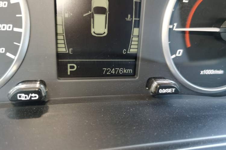 Used Chery Tiggo 3X 2021 PLUS 1.5L CVT Thrilling Red Date Edition Odometer Close Up