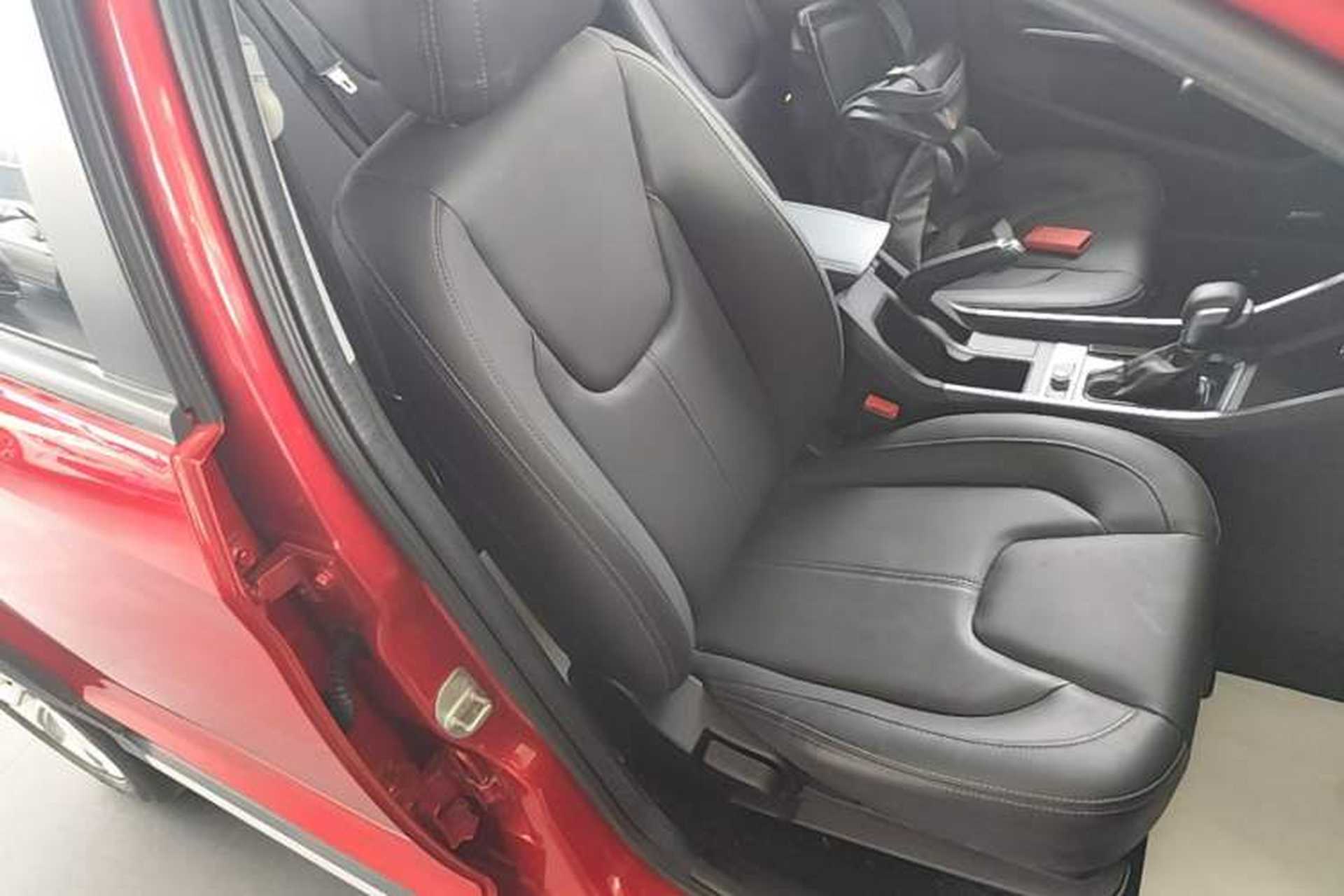 Used Chery Tiggo 3X 2021 PLUS 1.5L CVT "Painkai Red Date" Edition II Right Front Seat