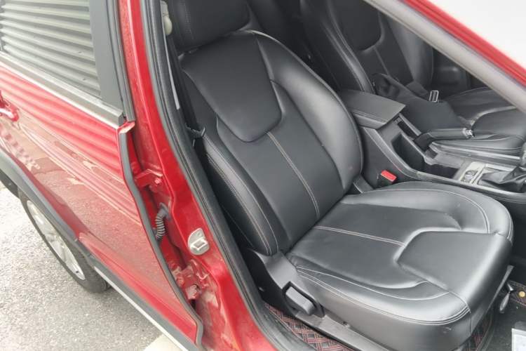 Used Chery Tiggo 3X 2021 PLUS 1.5L CVT "Painkai Red Date" Edition II Right Front Seat