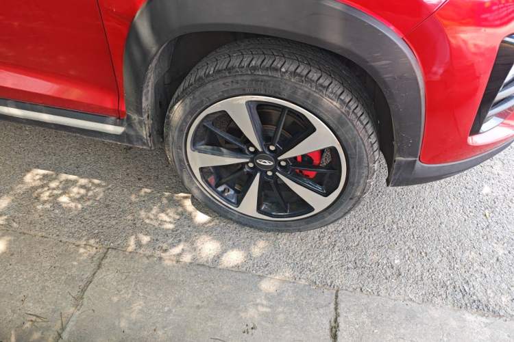 Used Chery Tiggo 3X 2021 Facelift PLUS 1.5L CVT Zhenxing Pine Nut Edition Right Front Wheel Hub
