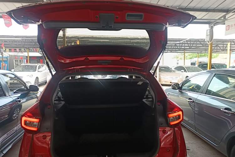 Used Chery Tiggo 3X 2021 PLUS 1.5L CVT Thrilling Red Date Edition Trunk