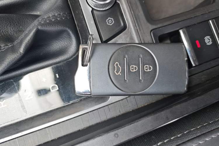 Used Chery Tiggo 3X 2021 PLUS 1.5L CVT Thrilling Red Date Edition Vehicle Key