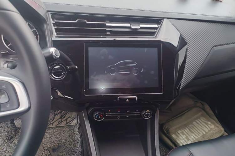 Used Chery Tiggo 3X 2021 Revised Diamond Edition 1.5L Manual 2 Carat Audio And AC Panel