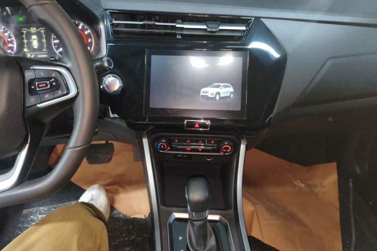Used Chery Tiggo 3X 2021 PLUS 1.5L CVT Thrilling Red Date Edition Audio And AC Panel