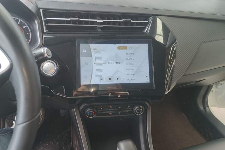 Used Chery Tiggo 3X 2021 PLUS 1.5L CVT Thrilling Red Date Edition Audio And AC Panel