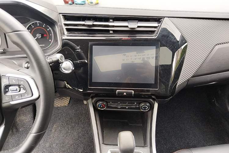 Used Chery Tiggo 3X 2021 Diamond Edition 1.5L CVT 3-Carat Audio And AC Panel