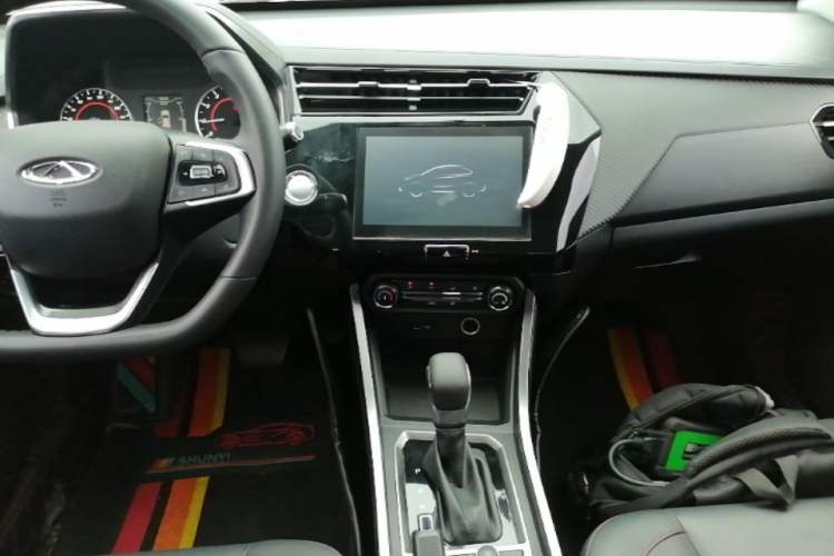 Used Chery Tiggo 3X 2021 Diamond Edition 1.5L CVT 3-Carat II Model Audio And AC Panel