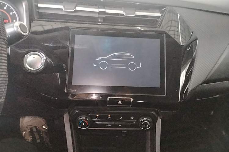 Used Chery Tiggo 3X 2021 Diamond Edition 1.5L CVT 3-Carat Audio And AC Panel