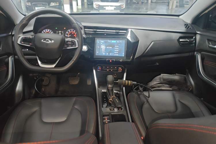 Used Chery Tiggo 3X 2021 Diamond Edition 1.5L CVT 3-Carat Center Console