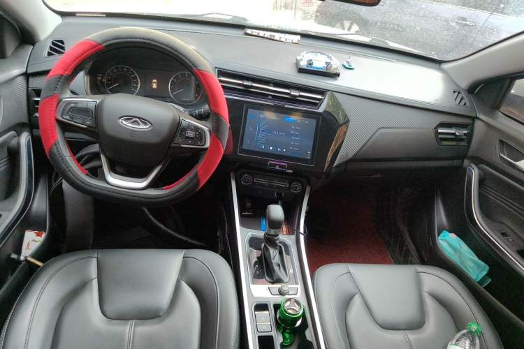 Used Chery Tiggo 3X 2021 Facelift PLUS 1.5L CVT Zhenxing Pine Nut Edition Center Console