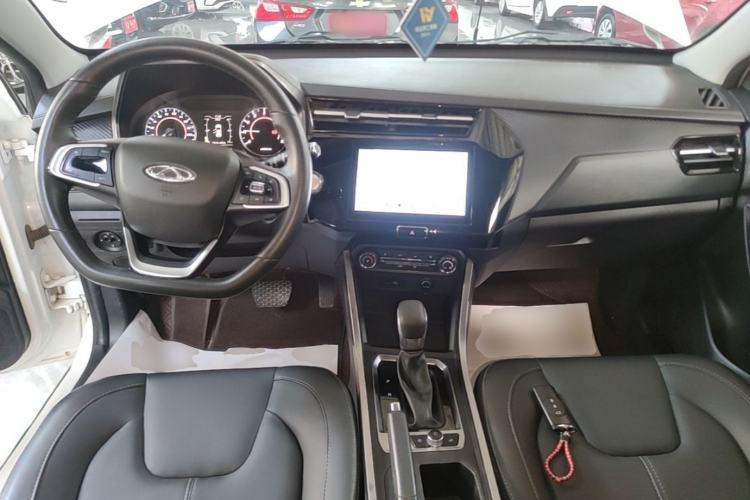 Used Chery Tiggo 3X 2021 PLUS 1.5L CVT "Painkai Red Date" Edition II Center Console
