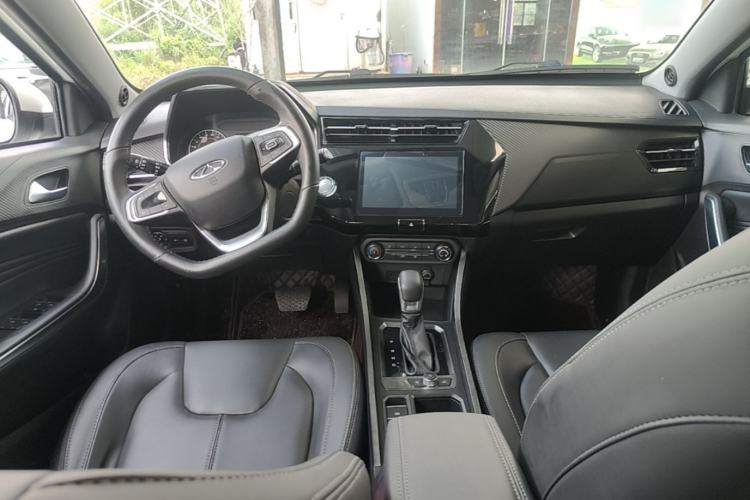 Used Chery Tiggo 3X 2021 PLUS 1.5L CVT Thrilling Red Date Edition Center Console