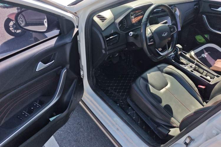 Used Chery Tiggo 3X 2021 Diamond Edition 1.5L CVT 3-Carat Driver Seat