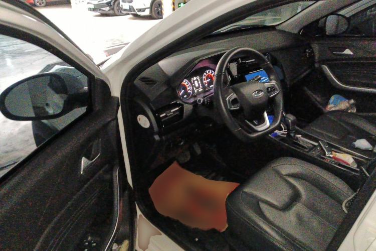 Used Chery Tiggo 3X 2021 Facelifted PLUS 1.5L CVT "Pukua" Red Jujube Edition Type I Driver Seat