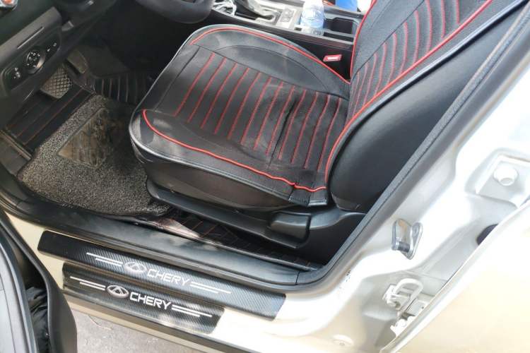 Used Chery Tiggo 3X 2021 PLUS 1.5L CVT Thrilling Red Date Edition Driver Seat