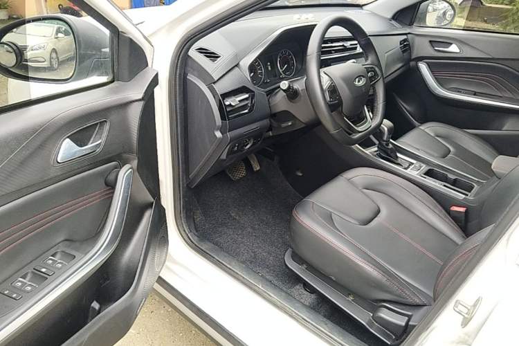 Used Chery Tiggo 3X 2021 Diamond Edition 1.5L CVT 3-Carat Driver Seat