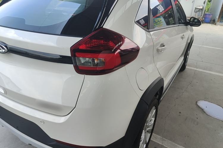 Used Chery Tiggo 3X 2021 PLUS 1.5L CVT Thrilling Red Date Edition Exterior 3