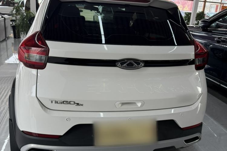 Used Chery Tiggo 3X 2021 PLUS 1.5L CVT Thrilling Red Date Edition Exterior 4