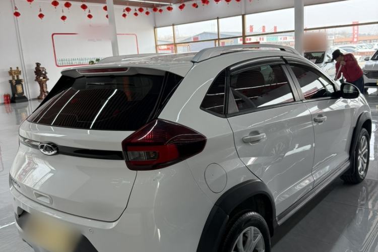 Used Chery Tiggo 3X 2021 PLUS 1.5L CVT Thrilling Red Date Edition Exterior 5