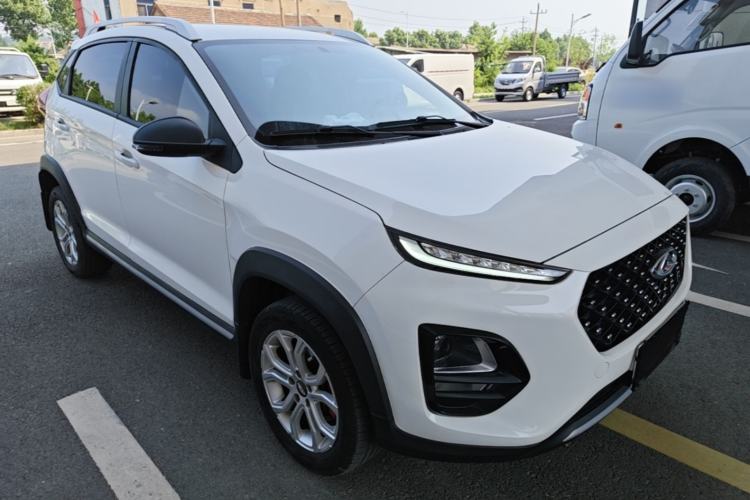 Used Chery Tiggo 3X 2021 Revised Diamond Edition 1.5L Manual 2 Carat Front Right 45 Deg