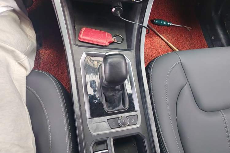 Used Chery Tiggo 3X 2021 PLUS 1.5L CVT Thrilling Red Date Edition Gear Lever