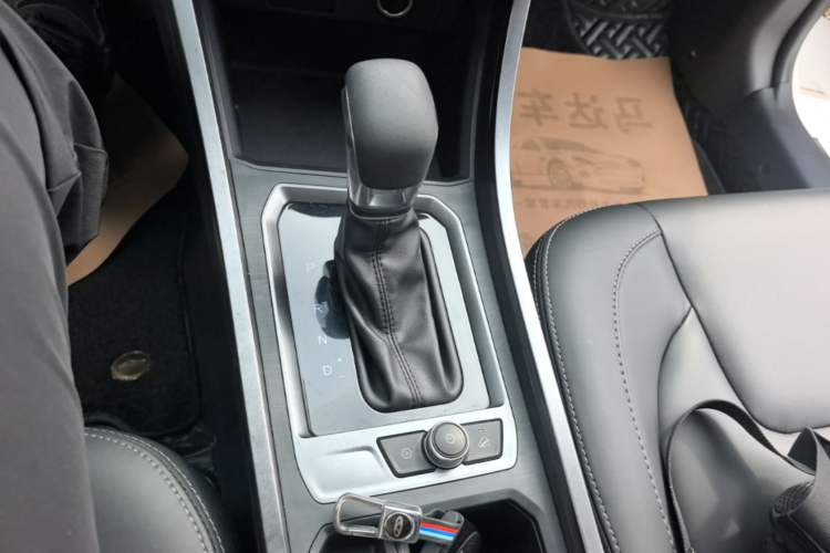 Used Chery Tiggo 3X 2021 PLUS 1.5L CVT Thrilling Red Date Edition Gear Lever