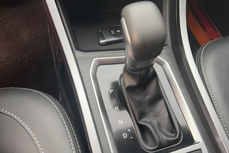 Used Chery Tiggo 3X 2021 PLUS 1.5L CVT Thrilling Red Date Edition Gear Lever
