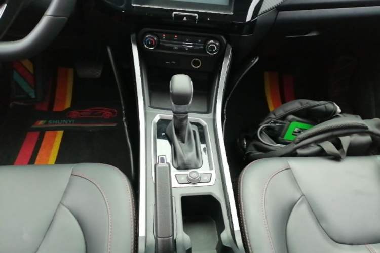 Used Chery Tiggo 3X 2021 Diamond Edition 1.5L CVT 3-Carat II Model Gear Lever